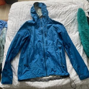 Men’s Blue Patagonia Rain Jacket